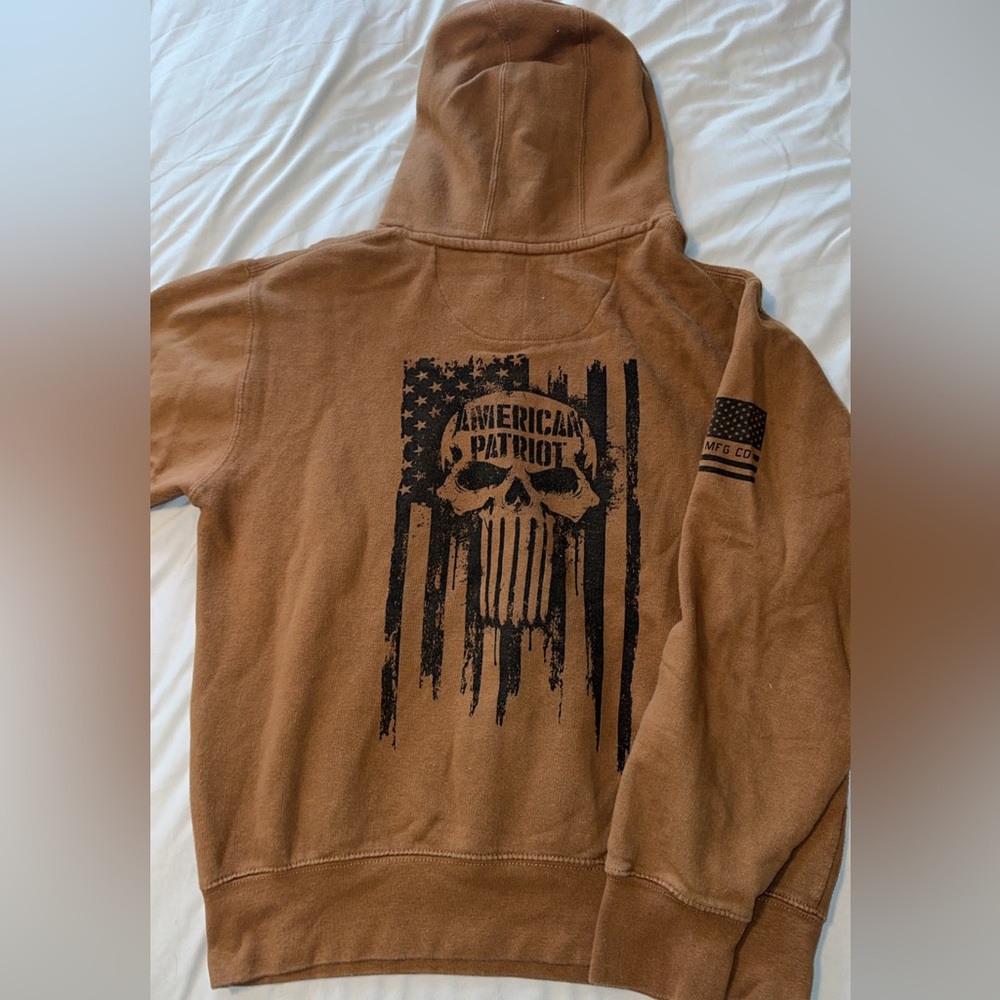 -Hoodie 
-Tan
-SP